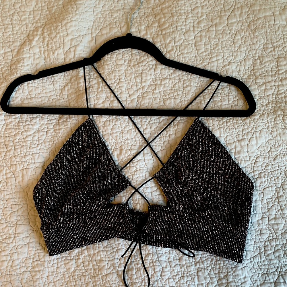 Valija Gitana Medium Crop Top